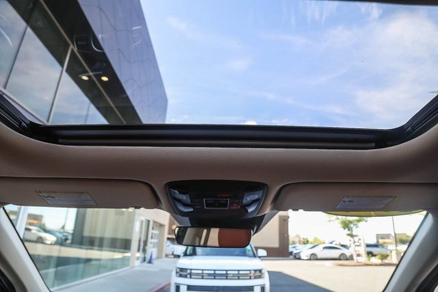 Used 2024 Kia Carnival SX Prestige FWD image 18