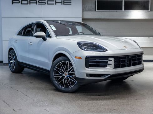 New 2026 Porsche Cayenne Coupe AWD/4WD image 10