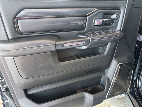 Used 2024 RAM 3500 Limited image 10