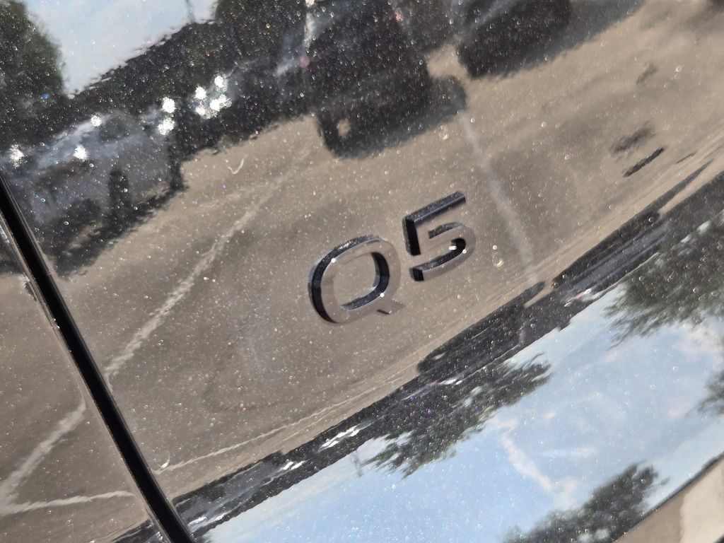 Certified 2025 Audi Q5 Prestige AWD/4WD image 15