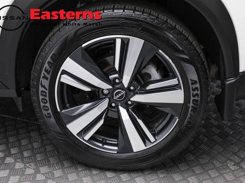 Used 2022 Nissan Rogue SL w/ SL Premium Package image 8