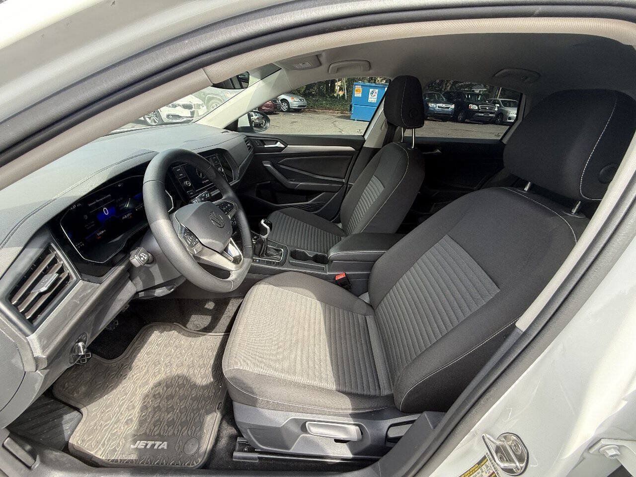 Used 2024 Volkswagen Jetta S FWD image 7