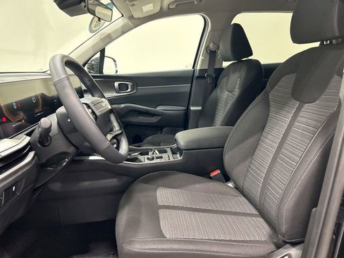 New 2026 Kia Sorento LX FWD image 10