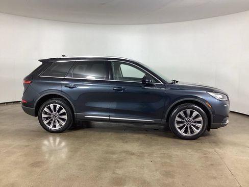 Used 2022 Lincoln Corsair Reserve w/ Equipment Group 201A AWD/4WD image 4