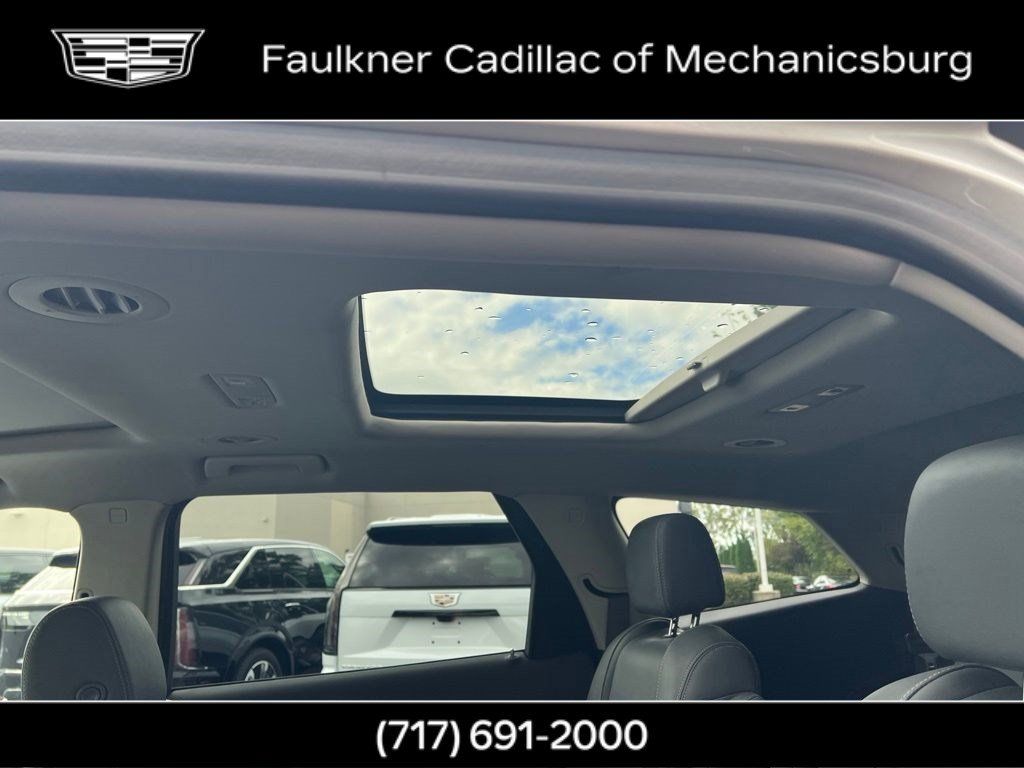Used 2020 Buick Enclave Essence w/ Sound and Sites Package FWD image 20