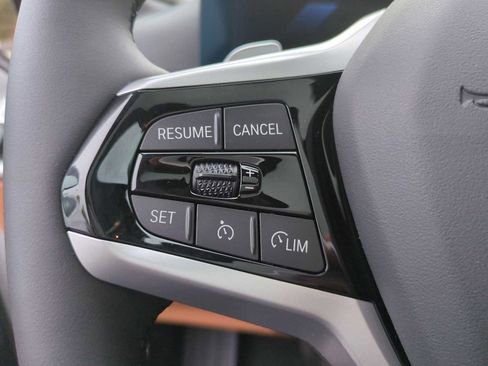 Used 2025 BMW 330i xDrive Sedan w/ Convenience Package image 25