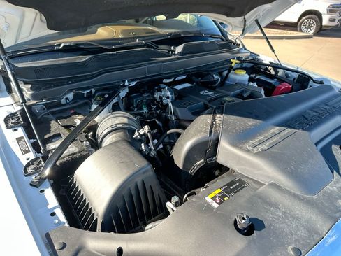 Used 2024 RAM 3500 Limited image 24