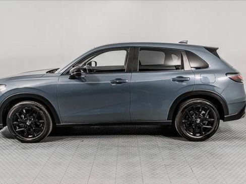 Used 2023 Honda HR-V Sport image 3