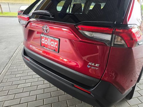 Used 2025 Toyota RAV4 XLE w/ Convenience Package AWD/4WD image 15