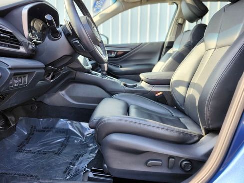 Used 2022 Subaru Outback Limited AWD/4WD image 16