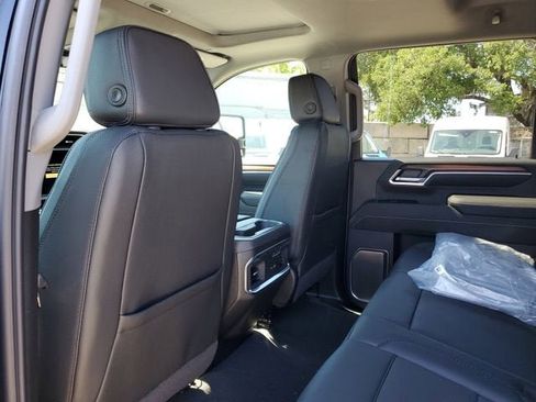 New 2026 GMC Sierra 2500 Denali w/ Denali Reserve Package image 11