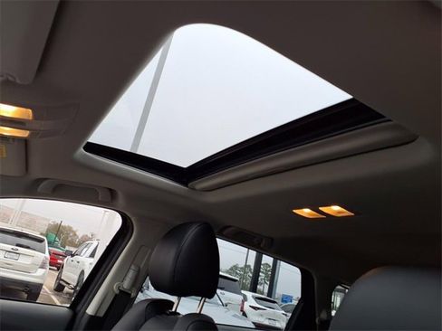 Used 2023 MAZDA CX-9 Touring image 11