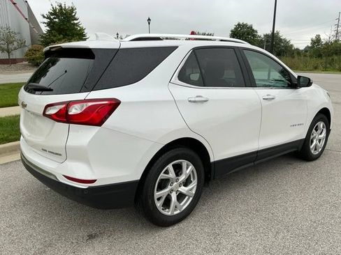 Used 2021 Chevrolet Equinox Premier AWD/4WD image 6