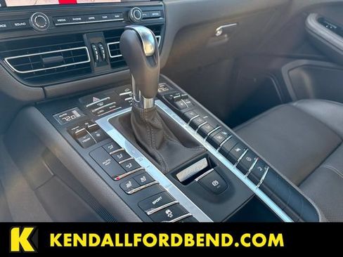 Used 2021 Porsche Macan S AWD/4WD image 16