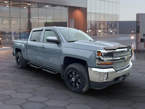 Used 2016 Chevrolet Silverado 1500 LT w/ All Star Edition image 3