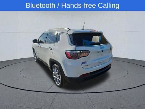 Used 2023 Jeep Compass Latitude AWD/4WD image 3