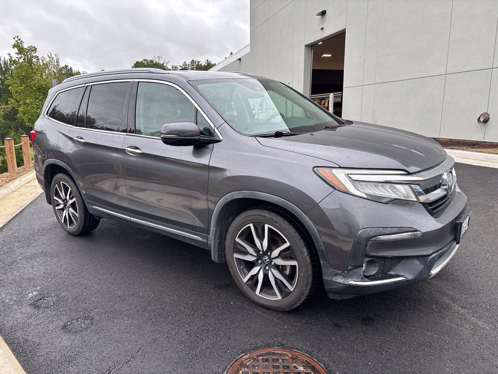 Used 2021 Honda Pilot Touring image 3