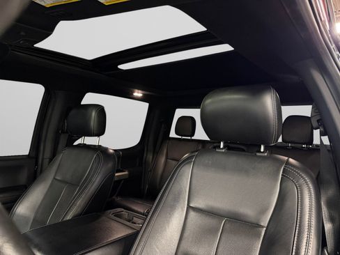 Used 2019 Ford F150 Lariat w/ Equipment Group 502A Luxury AWD/4WD image 35