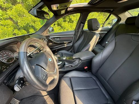 Used 2018 BMW 330i xDrive Sedan AWD/4WD image 41