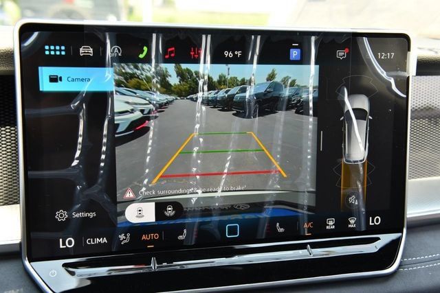 New 2026 Volkswagen Tiguan SE R-Line AWD/4WD image 13