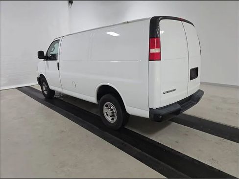 Used 2020 Chevrolet Express 2500 w/ Driver Convenience Package RWD image 3