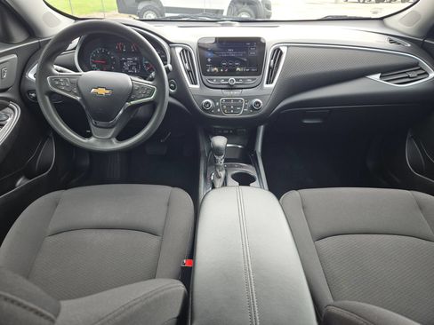 Used 2024 Chevrolet Malibu LT FWD image 15