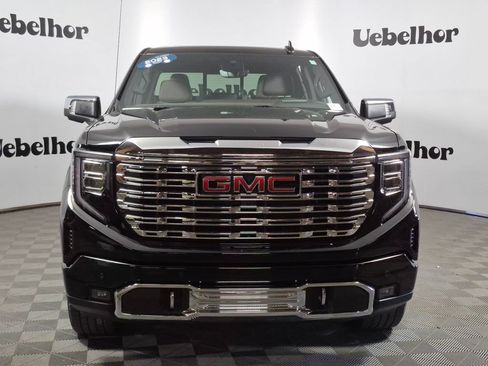 Used 2023 GMC Sierra 1500 Denali w/ Denali Reserve Package AWD/4WD image 3