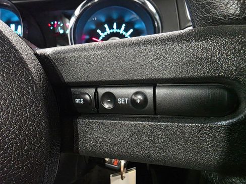 Used 2012 Ford Mustang Coupe image 5