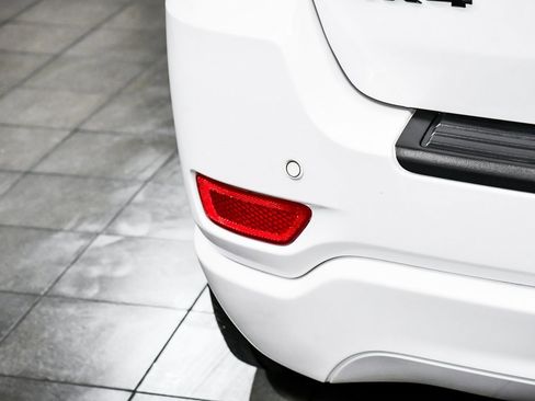 Used 2021 Jeep Grand Cherokee Laredo X image 69