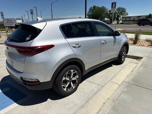 Used 2020 Kia Sportage LX w/ LX Popular Package AWD/4WD image 3