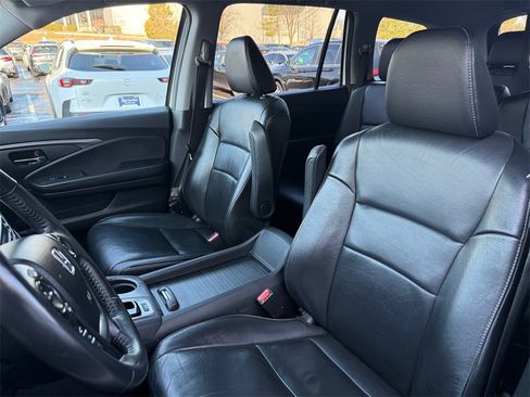 Used 2017 Honda Pilot EX-L image 17