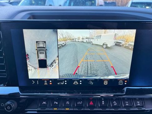 Used 2024 Chevrolet Silverado 1500 ZR2 w/ ZR2 Bison Edition AWD/4WD image 41