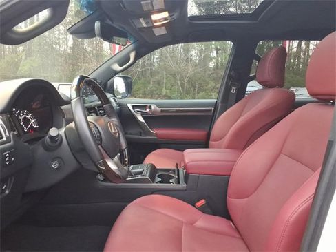 Used 2023 Lexus GX 460 Premium image 5