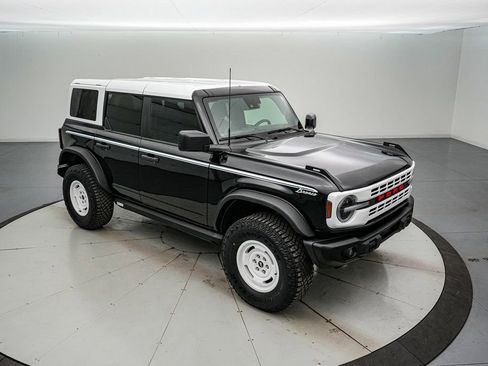Certified 2024 Ford Bronco Heritage Edition image 2