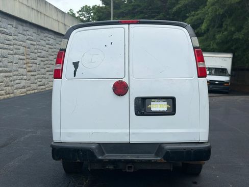 Used 2018 Chevrolet Express 2500 Extended w/ Driver Convenience Package RWD image 7