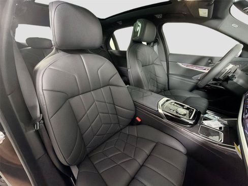 New 2026 BMW 750e xDrive w/ Executive Package AWD/4WD image 26