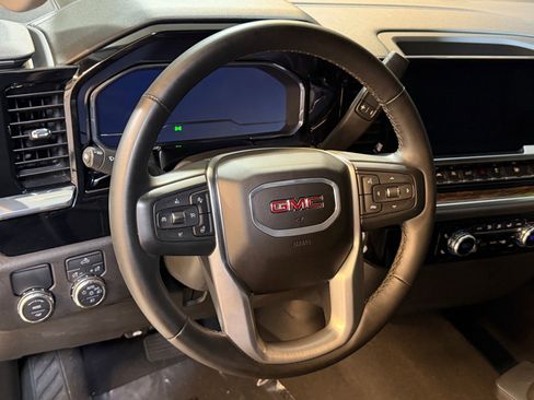 Used 2024 GMC Sierra 1500 Elevation RWD image 13