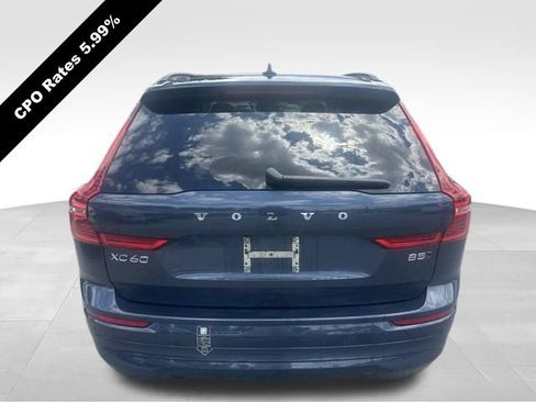 Used 2023 Volvo XC60 B5 Core w/ Climate Package AWD/4WD image 13