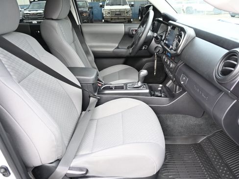 Used 2023 Toyota Tacoma SR image 18