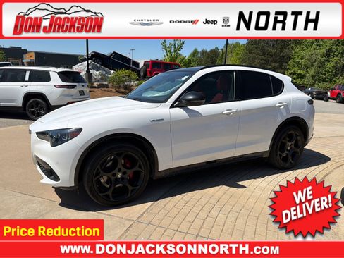 Used 2025 Alfa Romeo Stelvio Sprint AWD/4WD image 1