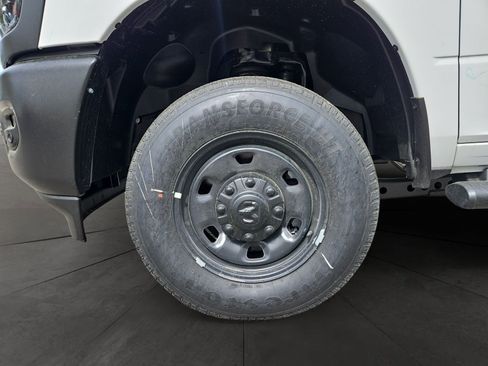 New 2026 RAM 2500 Tradesman AWD/4WD image 14