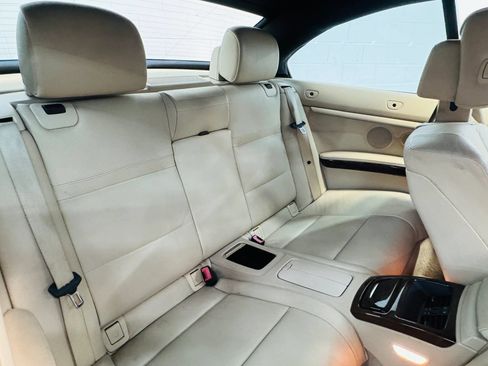 Used 2011 BMW 335i Convertible RWD image 30