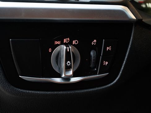 Used 2022 BMW X3 xDrive30i w/ Premium Package image 39