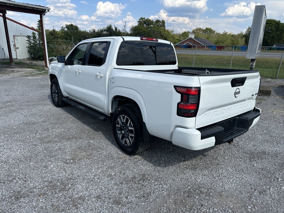 Used 2024 Nissan Frontier SL AWD/4WD image 7