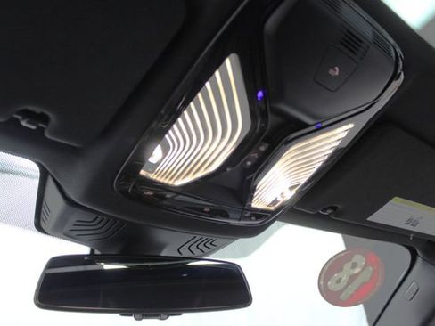 Used 2018 BMW 530e xDrive AWD/4WD image 30