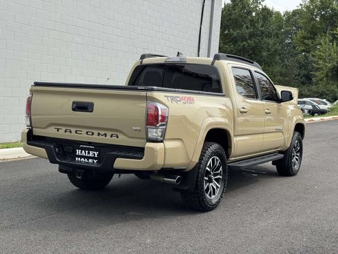 Used 2020 Toyota Tacoma TRD Sport AWD/4WD image 21