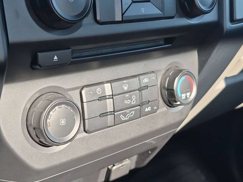 Used 2017 Ford F150 XL w/ Equipment Group 101A Mid AWD/4WD image 27