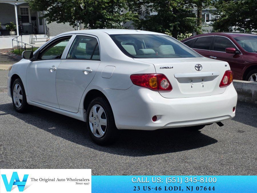 Used 2010 Toyota Corolla LE FWD image 4