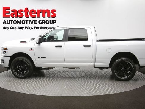 Used 2025 RAM 2500 Big Horn RWD image 59