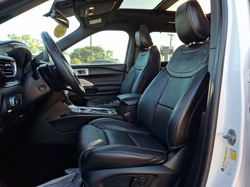 Certified 2021 Ford Explorer ST w/ Equipment Group 401A AWD/4WD image 14